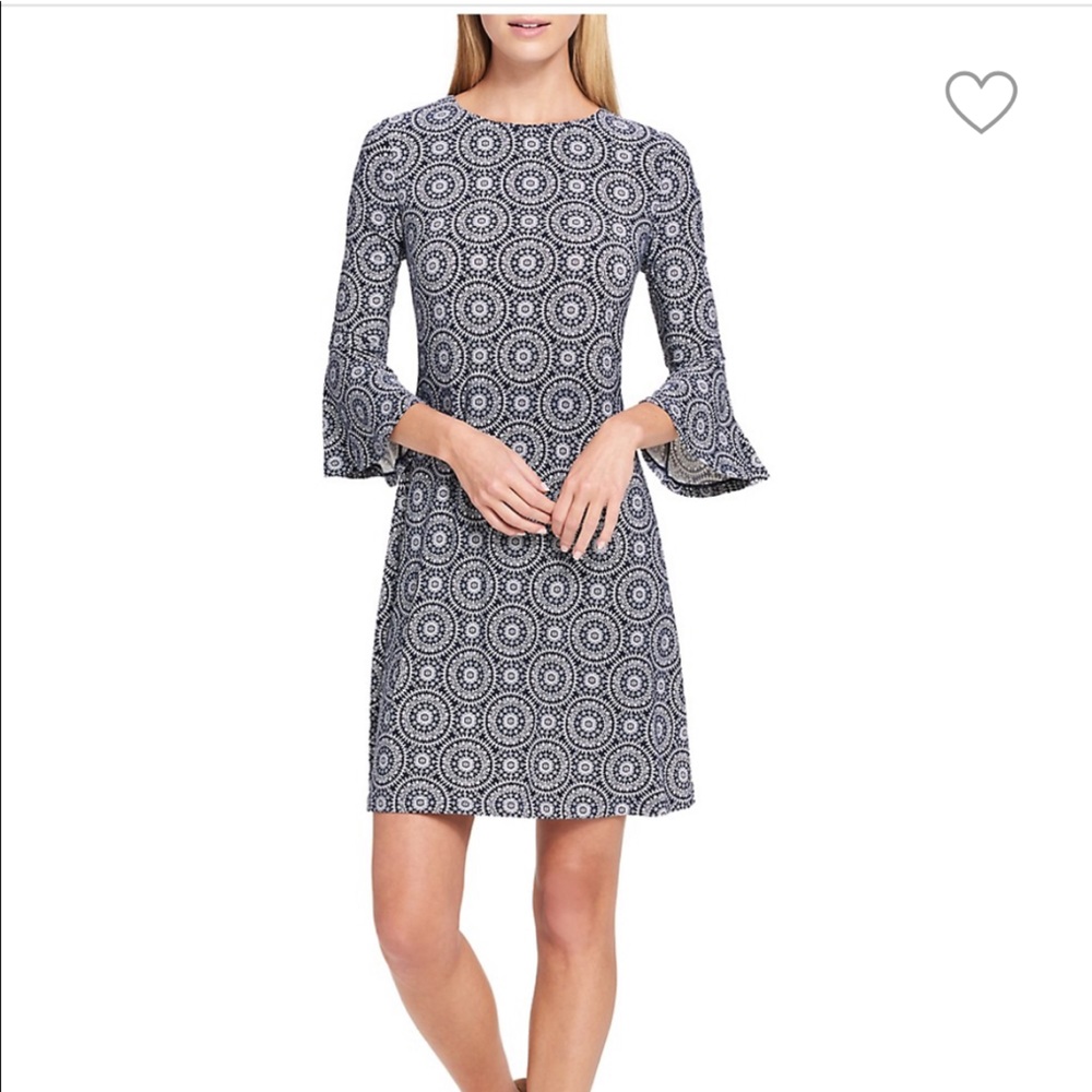 Bell sleeve dress